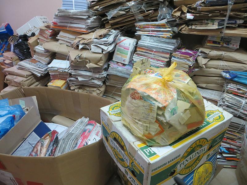 Костромской филиал Почты России собрал более 200 кг макулатуры в рамках благотворительной акции в помощь трехлетнему малышу