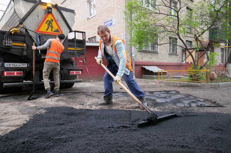 В ходе ямочного ремонта в Реутове ликвидировано более четырехсот ям