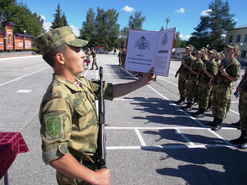 В Богородской бригаде Приволжского округа войск национальной гвардии РФ более ста новобранцев приняли присягу