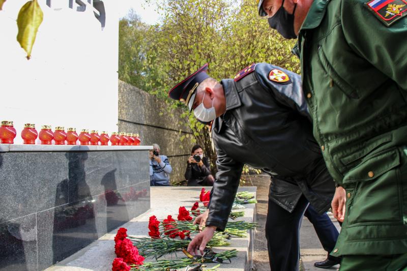 В Ставрополе росгвардейцы почтили память жертв политических репрессий