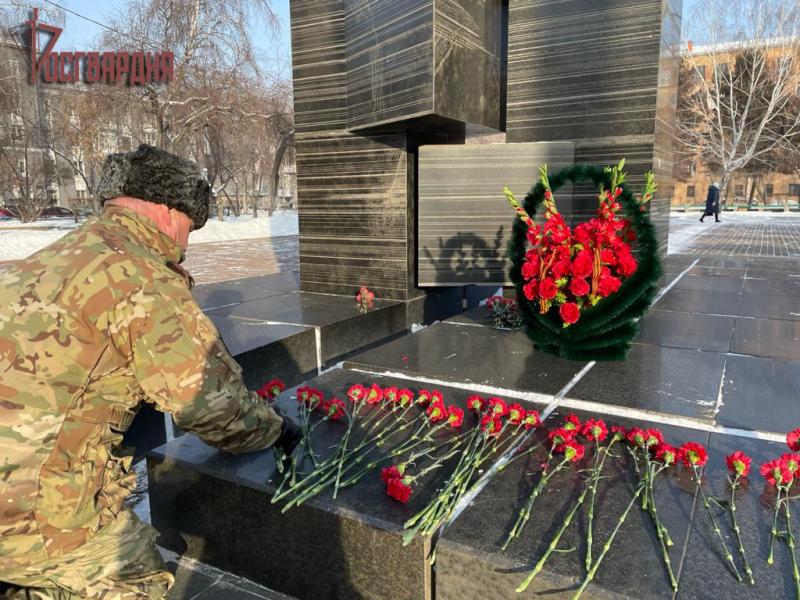 В Иркутской области ветераны, сотрудники и военнослужащие Росгвардии почтили память воинов, павших в первой Чеченской войне