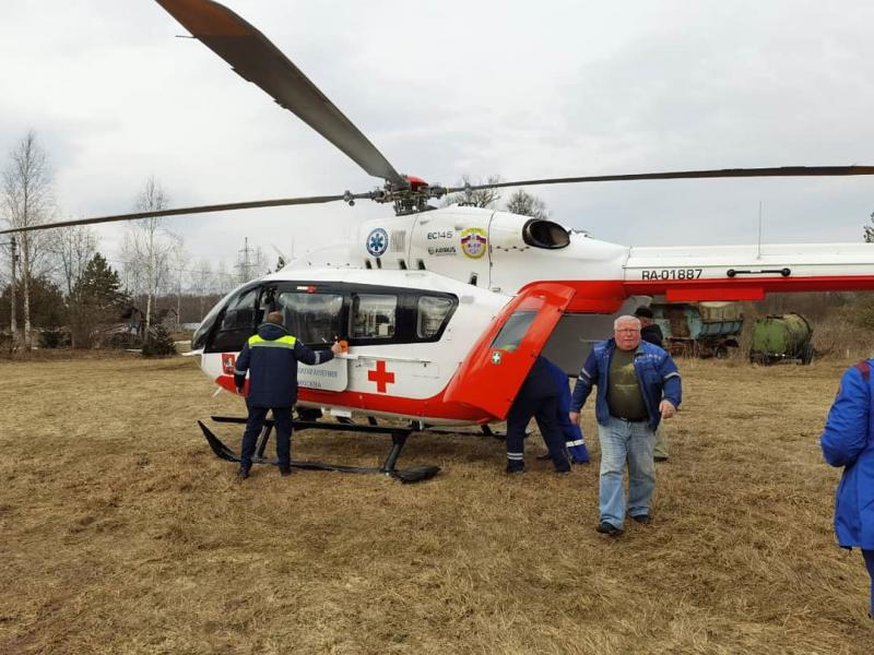 Экипаж дежурного санитарного вертолёта Московского авиационного центра вылетал по вызову в ТиНАО