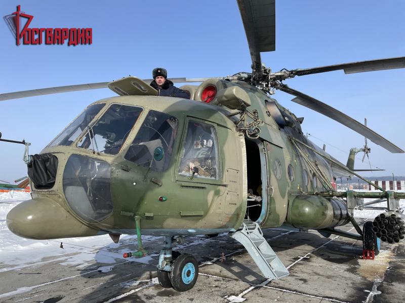 Авиации Росгвардии в Иркутске исполнилось 42 года