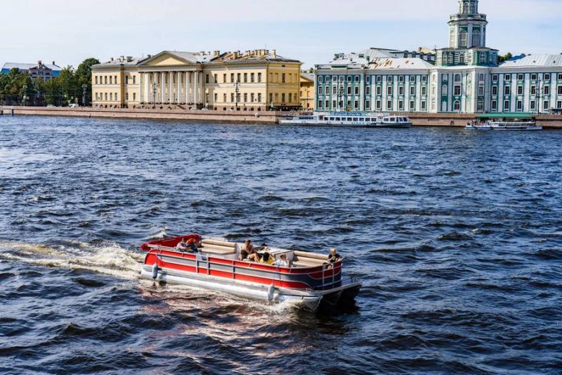 Новый водный транспортно-экскурсионный маршрут запустила в Петербурге ГК «Астра Марин»