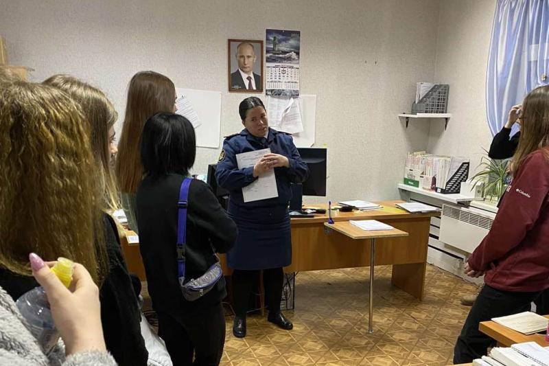 Сотрудники уголовно-исполнительной инспекции УФСИН провели профилактическое мероприятие для полярнозоринских студентов