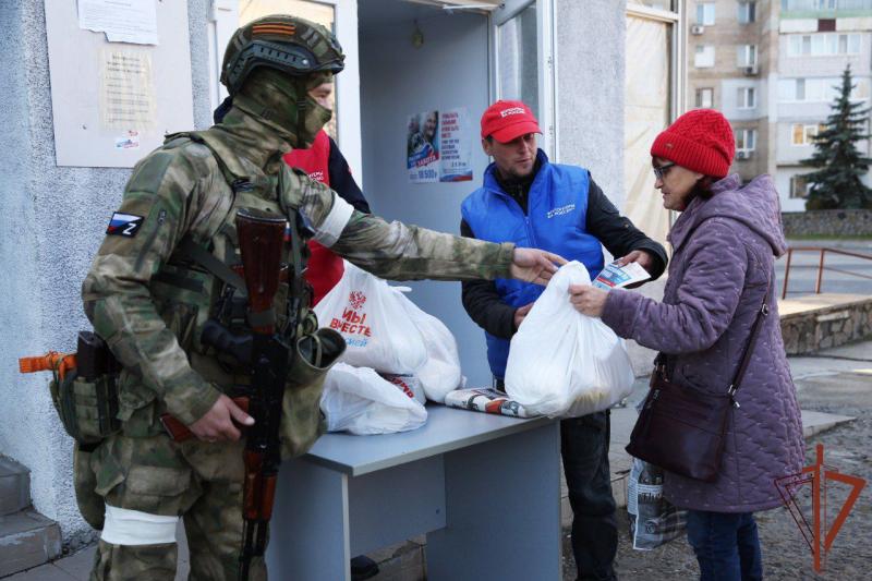 РОСГВАРДИЯ ОБЕСПЕЧИЛА ДОСТАВКУ ГУМАНИТАРНОЙ ПОМОЩИ