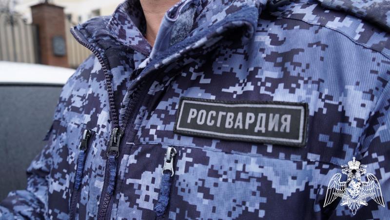 В Кирове росгвардейцы задержали подозреваемого в приобретении наркотиков