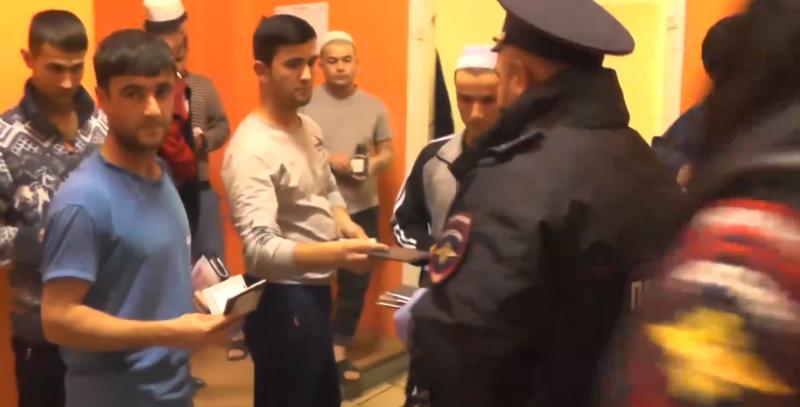 В Петербурге за организацию массовой незаконной миграции арестован старший участковый уполномоченный, уроженец Азербайджана Фархад Алиев