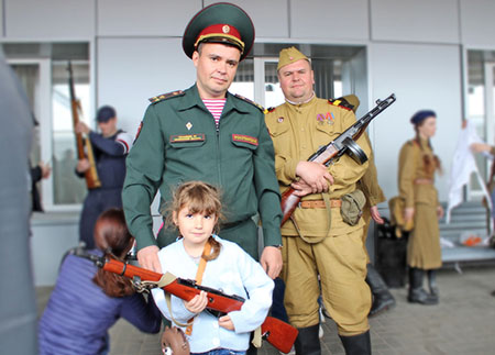 Ульяновские росгвардейцы посетили экспозицию «Паровоз Победы»