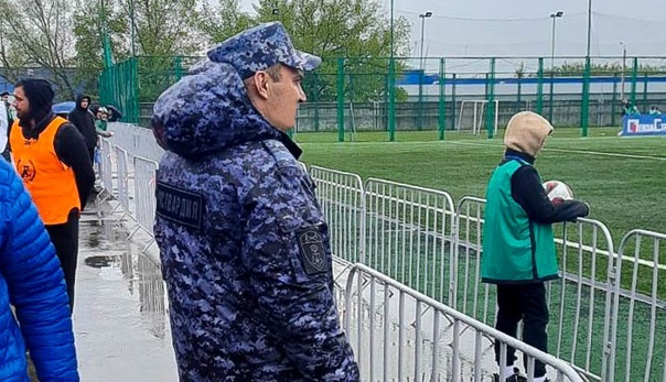 Росгвардейцы обеспечили безопасность матча первенства России по футболу в Пензе