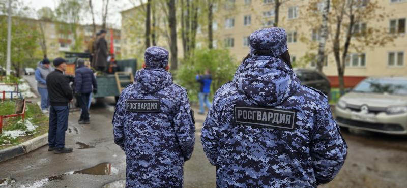 Солнечногорские росгвардейцы обеспечили правопорядок в День Победы.
