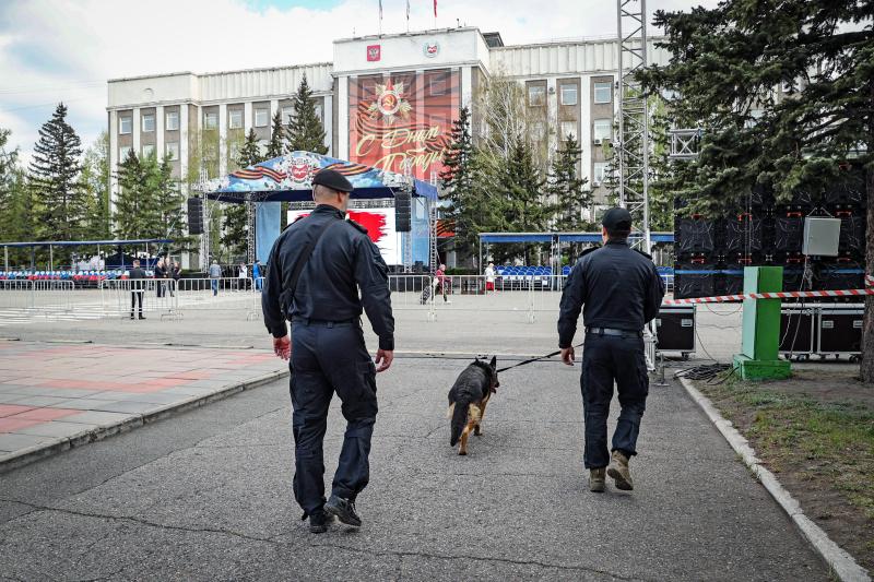 Подразделения Росгвардии обеспечили безопасность празднования Дня Победы в Хакасии