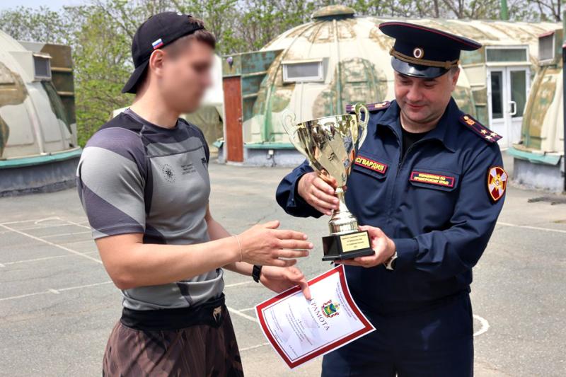 Сотрудники ОМОН «Восток» заняли 1 место в чемпионате по служебному биатлону