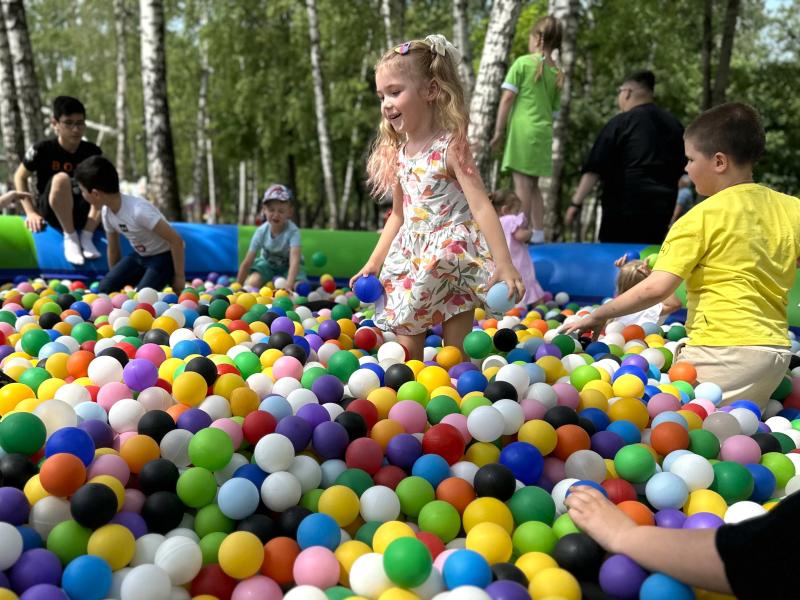 DOGMA поздравила с Днем защиты детей маленьких жителей Пушкино