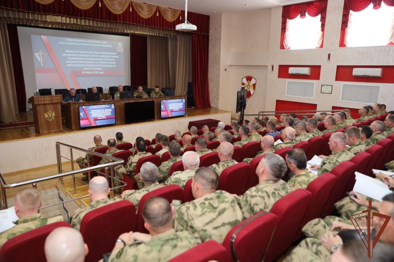 Сбор руководящего состава Северо-Кавказского округа Росгвардии проходит в Пятигорске