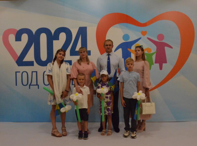 Семья росгвардейца приняла участие в параде семей в Тамбове