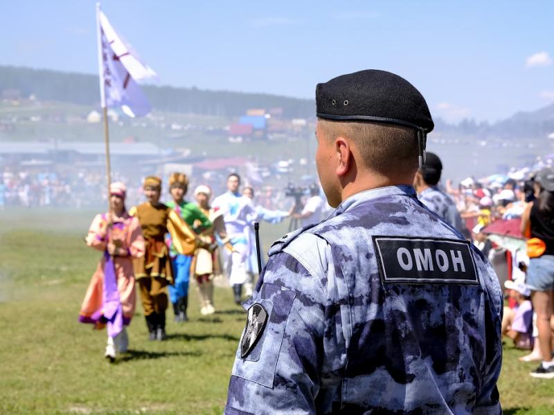 Росгвардейцы обеспечили безопасность национального праздника алтайского народа «Эл-Ойын – 2024»