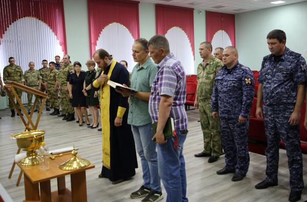 Росгвардейцы Мордовии приняли участие в молебне, приуроченном ко Дню крещения Руси