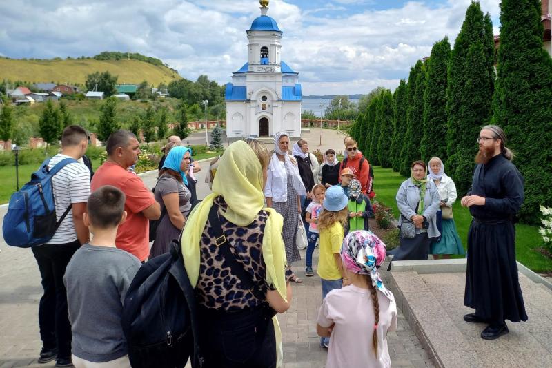 Самарские росгвардейцы посетили «Волжский Афон»