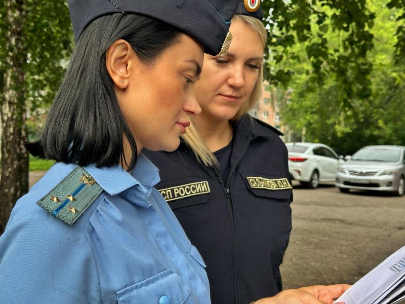 В Новокузнецке судебные приставы взыскали с гражданки компенсацию за превышение cтоимости доли в общем имуществе