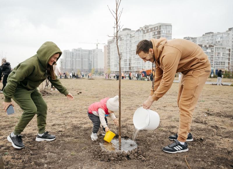 Фонд «Милосердие» провел экологическую акцию «Семейное дерево»