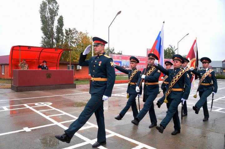 В Ханкале поздравили военнослужащих отдельного батальона обеспечения Росгвардии с днем образования воинской части