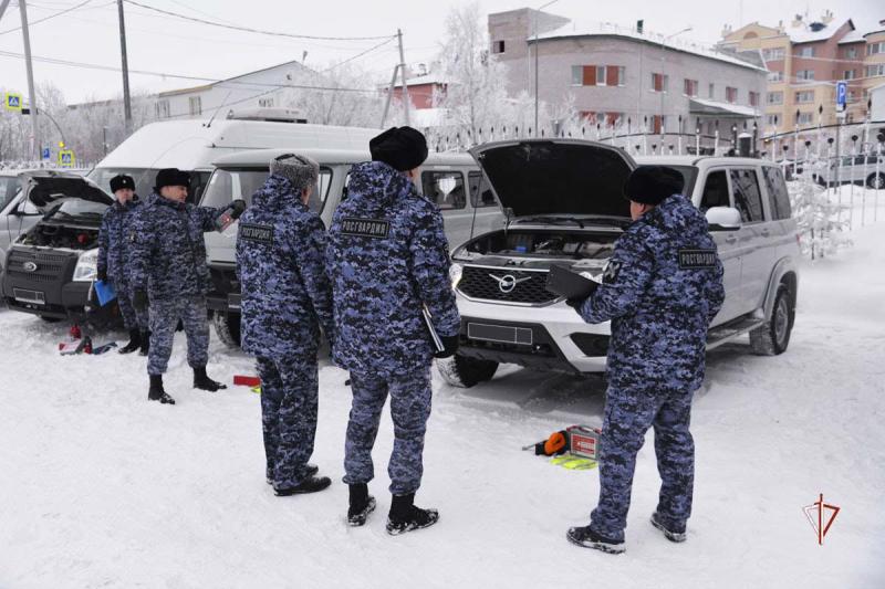 На Ямале Росгвардия завершила перевод вооружения, военной и специальной техники на зимний период эксплуатации